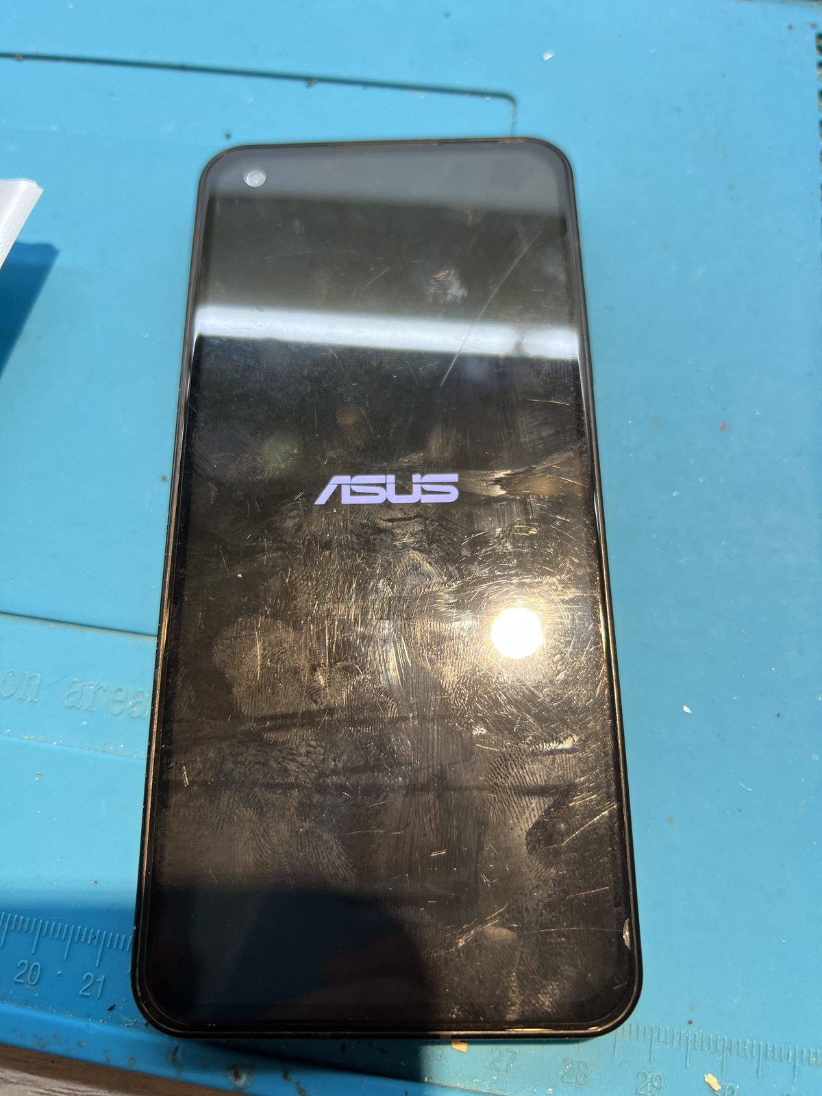 ASUS ZenFone 開機停在 ASUS LOGO 畫面